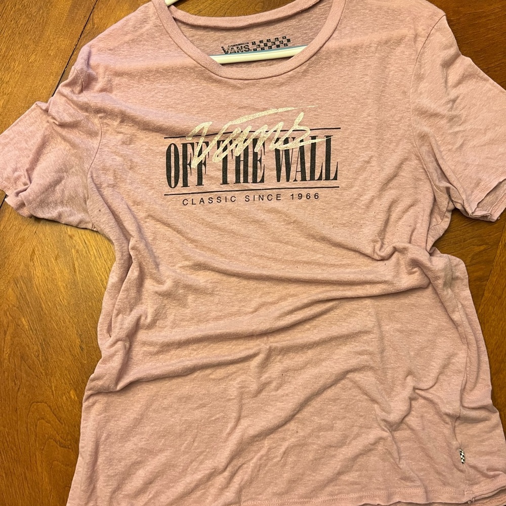 Women’s van tee
